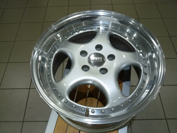 RH Alurad ZW 1 in 9x17 offset 47 pitch circle 5x112